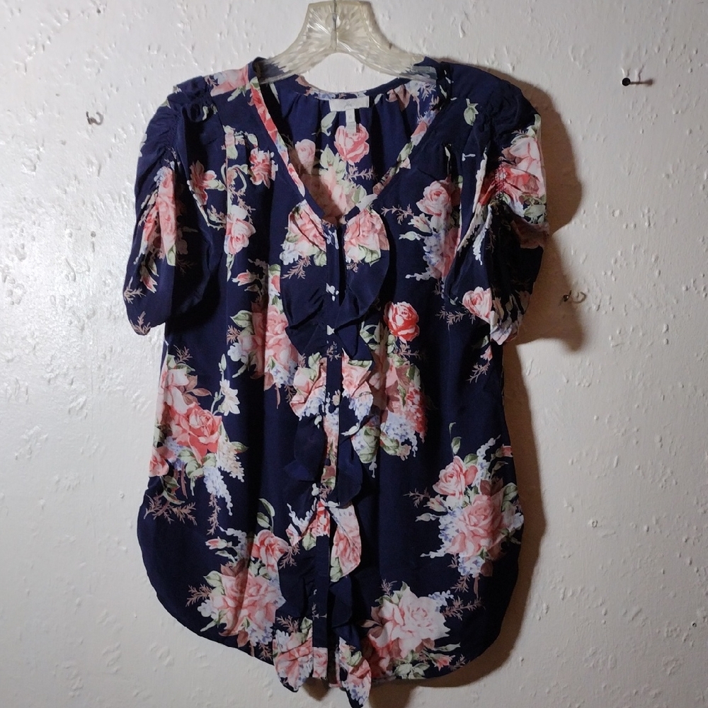 Joie,Size M,Navy Floral Blouse